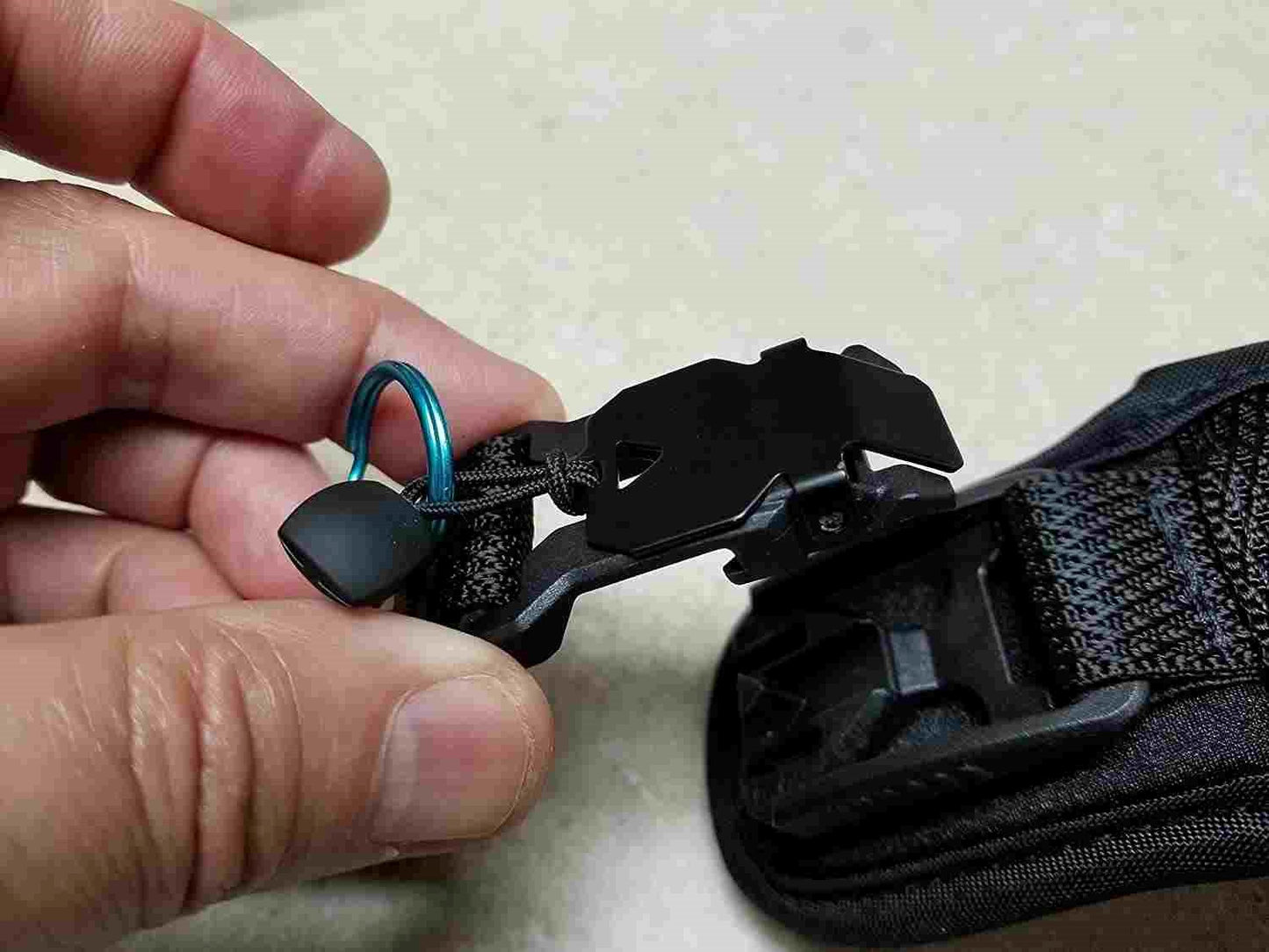 Limit-Less Wheelchair Dual Pull Seat Belt with Limit-Less Magnetic Self Engaging Buckle L2P